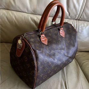 AUTHENTIC VINTAGE LOUIS VUITTON FRENCH COMPANY MONOGRAM 30 SPEEDY HANDBAG